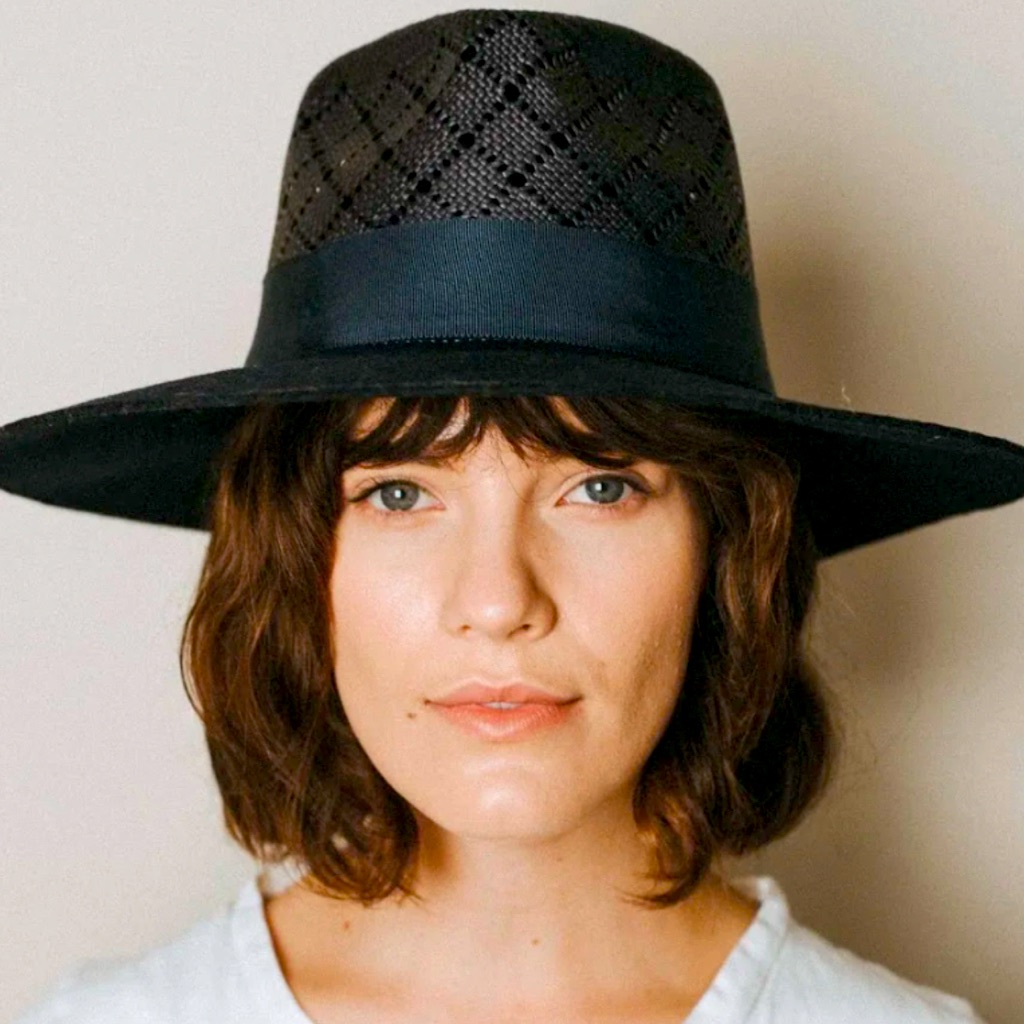 Nwt Freya Hat